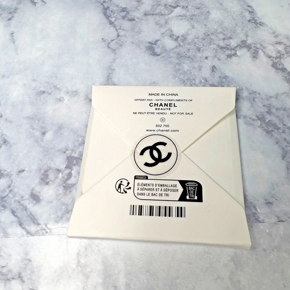CHANEL Beauty Finger Phone Ring Stand Holder, Gift-with-Purchase NEW IN BOX Gold